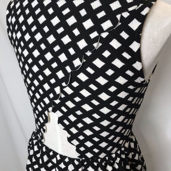 Anthropologie Postmark Black White Scalloped Peplum Tank Top Women’s XS - Picture 5 of 8